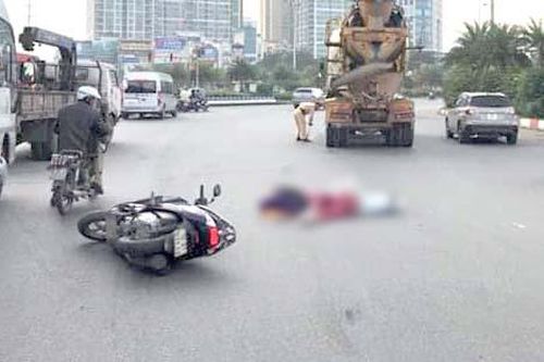 Xe máy va chạm xe bồn, hai phụ nữ thiệt mạng trên Đại lộ Thăng Long