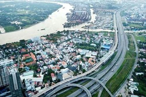Tăng cường năng lực cạnh tranh cho vùng kinh tế trọng điểm phía Nam