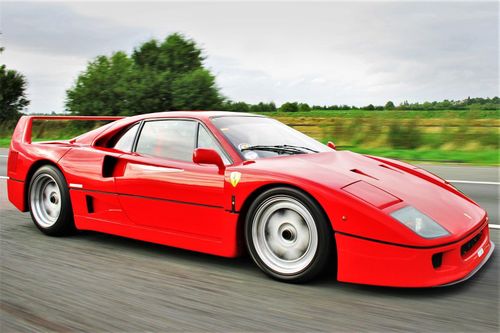 5 siêu xe huyền thoại đáng để sở hữu, Ferrari chiếm đến 2 vị trí