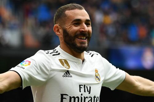 Benzema lập kỷ lục ghi bàn sau khi vượt Thierry Henry