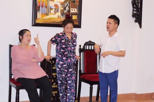 Minh Nhí, Thúy Nga tập kịch xuyên đêm
