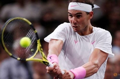 Nadal thẳng tiến vào tứ kết Paris Masters
