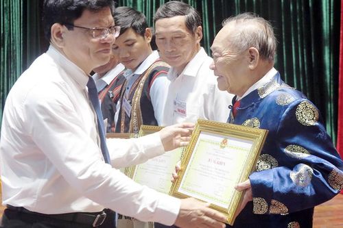 Ưu tiên các nguồn lực phát triển vùng đồng bào dân tộc thiểu số