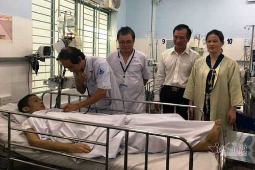 Gần 3 tháng giành giật sự sống cho cậu bé 14 tuổi tuổi bị sốc sốt xuất huyết