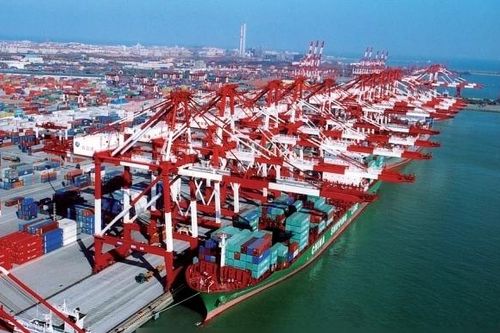 Dựng hàng rào bảo vệ hàng hóa xuất khẩu