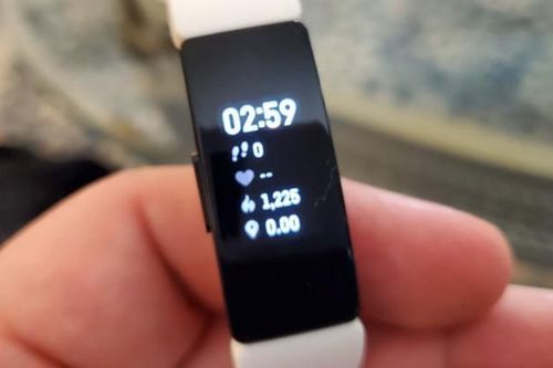 Google thâu tóm Fitbit, trực tiếp đấu Apple về đồng hồ thông minh