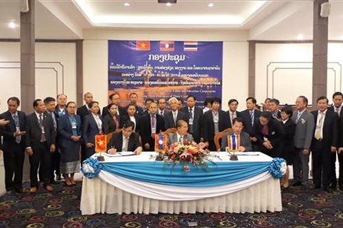 Hội nghị hợp tác về lĩnh vực thương mại, đầu tư, du lịch, lao động và truyền thông 3 tỉnh Quảng Trị - Savannakhet – Mukdahan