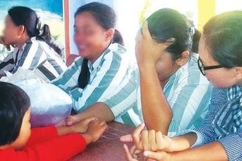 Chế độ đối với phạm nhân nữ có thai, nuôi con dưới 36 tháng tuổi và trẻ em ở cùng mẹ trong trại giam