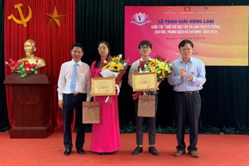Lưu học sinh nước ngoài tham gia 'Học tập và làm theo tư tưởng, đạo đức, phong cách Hồ Chí Minh'
