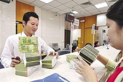 Cho vay tiêu dùng tín chấp đạt lợi nhuận 'khủng'