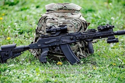 Lính tinh nhuệ của quân chính phủ Syria bất ngờ nhận 'súng xịn' AK-105