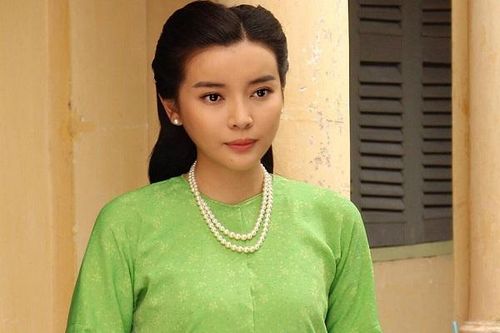 Cao Thái Hà bị viêm dạ dày, uống thuốc 2 tháng vì nhịn ăn để giảm cân