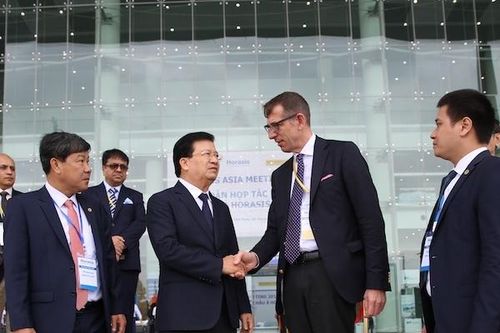 'Tăng trưởng nhanh nhất toàn cầu, VN là điểm hấp dẫn để đầu tư'