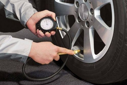 Cách kiểm tra an toàn cho xe ô tô trước khi đi xa