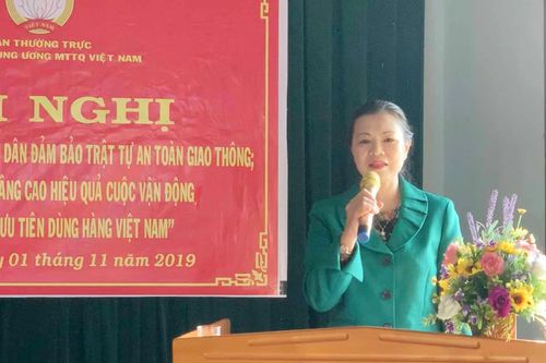 Ban Thường trực Ủy ban Trung ương MTTQ Việt Nam làm việc tại xã Lơ Pang