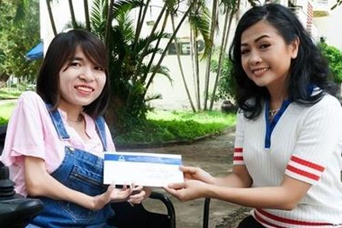 Ước mơ trở thành diễn giả của cô gái khuyết tật