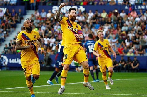 Messi ghi bàn, Barcelona vẫn thua sốc trước Levante