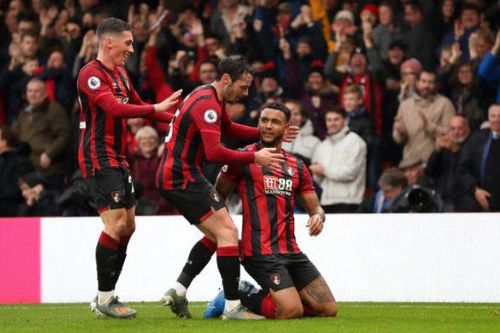 Man City nhọc nhằn thắng Southampton, M.U bị cắt mạch thăng hoa