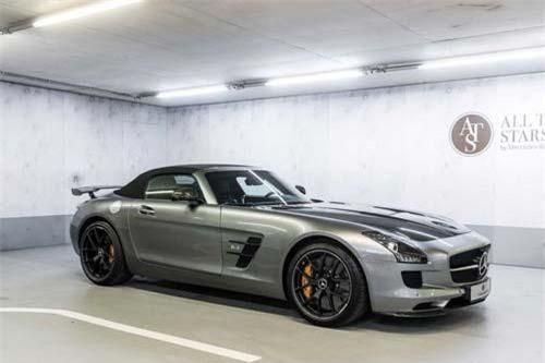 Hai xe cổ siêu hiếm của Mercedes-Benz được rao bán hàng tỷ đồng