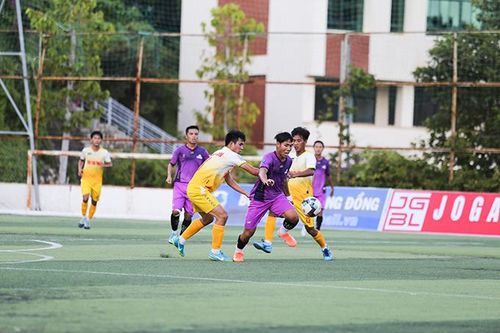 Hào hứng Giải bóng đá 7 người vô địch toàn quốc - Khu vực miền Trung