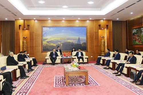 Chủ tịch UBND tỉnh tiếp và làm việc với Đoàn công tác Công ty Hữu hạn khống chế Cổ phần Gang thép Côn Minh (Trung Quốc)