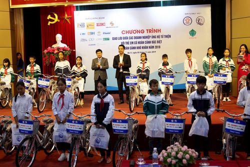 550 triệu đồng hỗ trợ trẻ em 'gặp khó' trên địa bàn TP Hà Nội