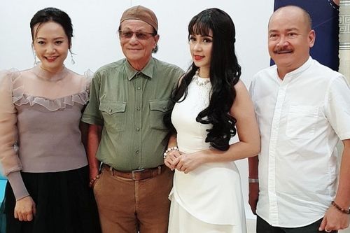 Dàn diễn viên 'Người đẹp Tây Đô' hội ngộ sau 23 năm