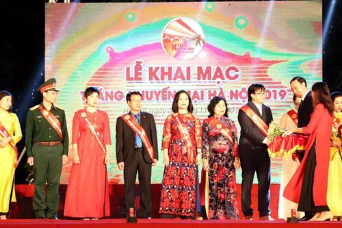 Bình nước nóng và máy lọc nước Tân Á Đại Thành được người tiêu dùng yêu thích