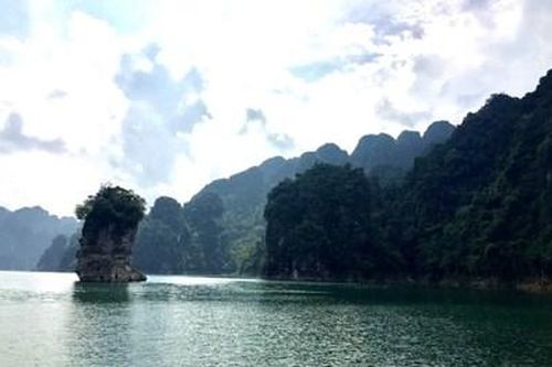 Hồ Na Hang - bức tranh thủy mặc
