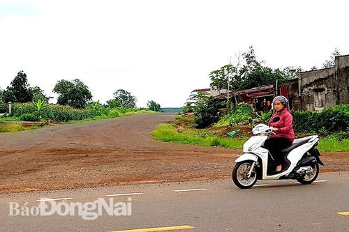 Tái lập hạ tầng kỹ thuật ngoài sân bay