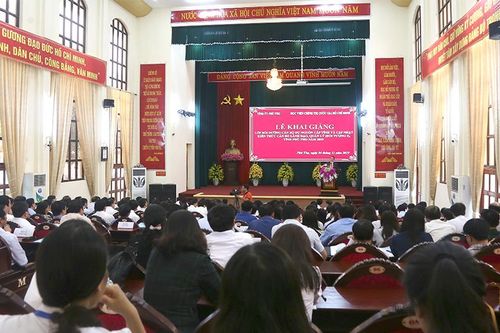 Khai giảng lớp bồi dưỡng cán bộ dự nguồn cấp tỉnh