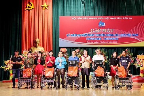 Đoàn kết, sáng tạo khởi nghiệp, tình nguyện, xây dựng quê hương giàu mạnh, văn minh
