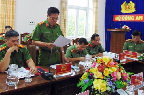 Lấy ý kiến góp ý quy định về tập huấn điều lệnh, huấn luyện quân sự, võ thuật trong CAND