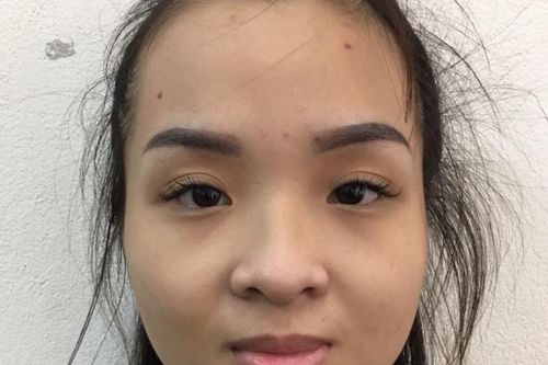 Cô gái cầm cố điện thoại vướng lao lý