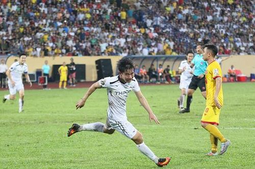 HAGL chiêu mộ thành công cầu thủ Việt kiều, Minh Vương lên tiếng về tương lai