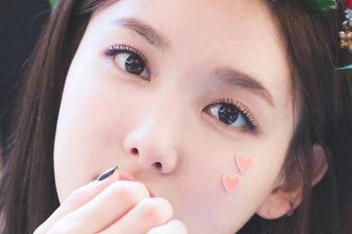 Không chỉ 1 mà cả 9 cô nàng Twice đều sở hữu đôi mắt đẹp 'vạn người mê'