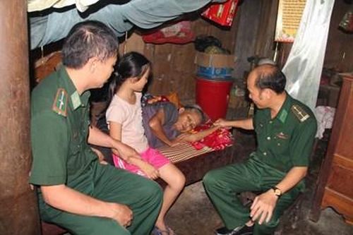 Tiếp thêm nghị lực cho học sinh nghèo