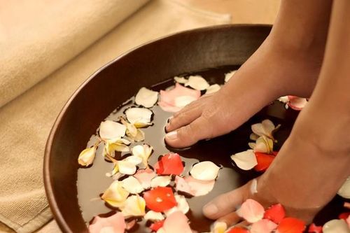 Ngâm chân nước nóng đúng cách, cả đời không cần phải uống thuốc chữa bệnh