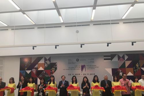Say đắm cùng tác phẩm mỹ thuật của các nghệ sĩ tiêu biểu châu Á
