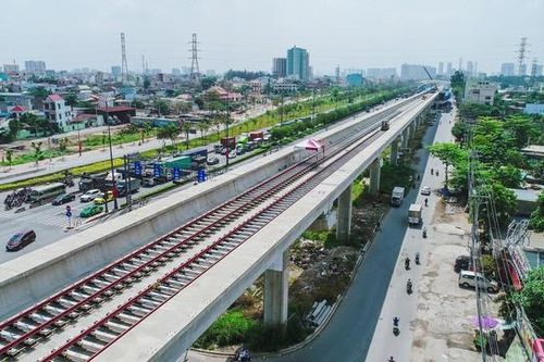 Chuyên gia Nhật: Loạt metro 'lê thê' tiến độ do 'Việt Nam làm quá nhiều cùng lúc'