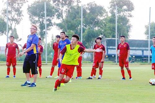 Chờ xem phép màu 'Phù thủy trắng'