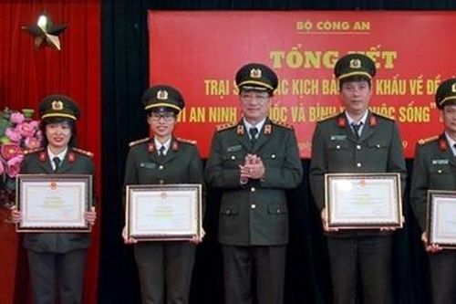 Bổ sung nguồn kịch bản về hình tượng người chiến sĩ Công an