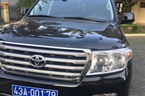 Đà Nẵng đấu giá công khai 3 xe sang biển xanh