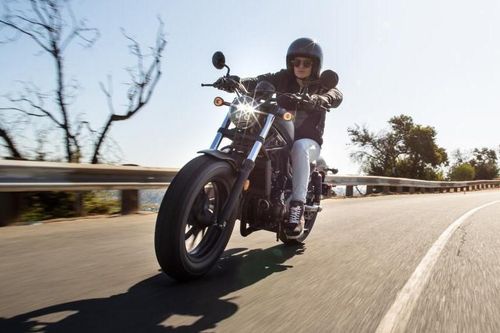 Honda Rebel 2020 ra mắt, nâng cấp trang bị hiện đại hơn