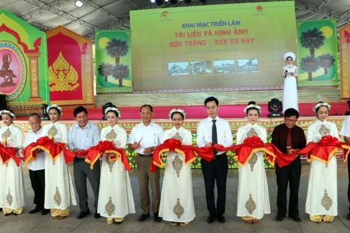 Khai mạc triển lãm tài liệu và hình ảnh – Sóc Trăng xưa và nay