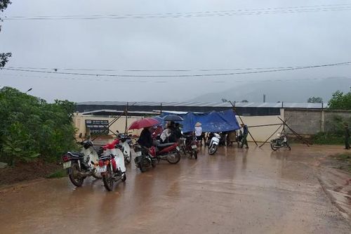 Gia cầm Hòa Phát Phú Thọ xả thải 'bức tử' môi trường bị phạt hơn 400 triệu