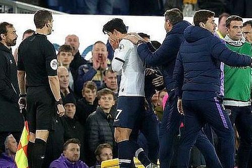 Son Heung-min được hủy thẻ đỏ sau cú vào bóng với Andre Gomes