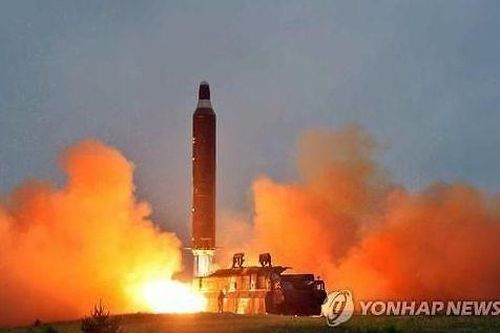 Hàn Quốc tranh cãi về khả năng Triều Tiên phóng ICBM từ các bệ phóng di động
