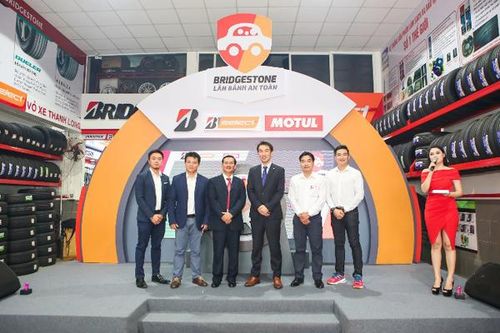 Bridgestone Việt Nam lan tỏa thông điệp 'Lăn bánh an toàn'