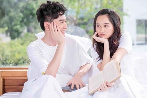 'Ngốc ơi tuổi 17' tung trailer với 'cảnh nóng' ngay mở màn